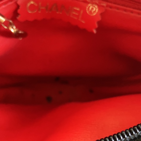Vintage Chanel bag with chain strap and tassel - Picture 4 of 6